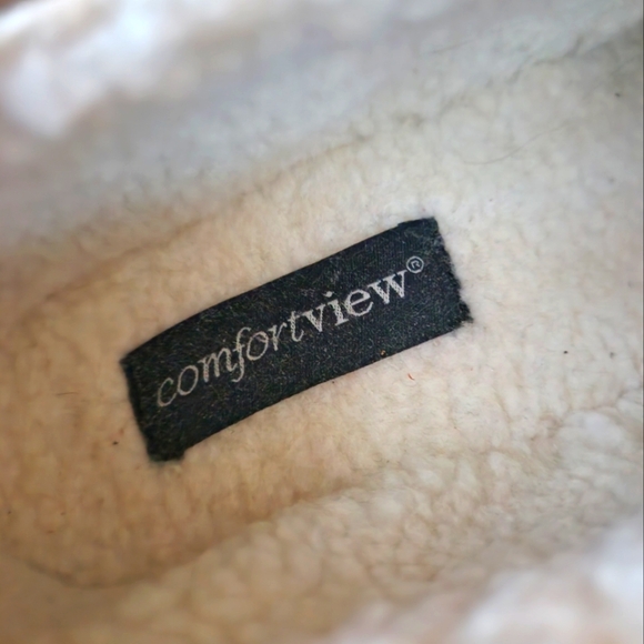 Comfortview waterproof slip on shoes - Picture 6 of 7